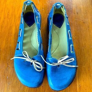 Sergio Tomani blue flats 38